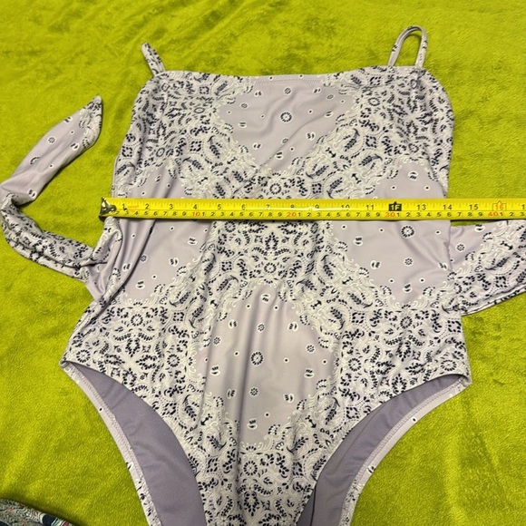 Lavender Bandana Party Sz Med Tube Top and L-XL One Piece - Picture 10 of 10